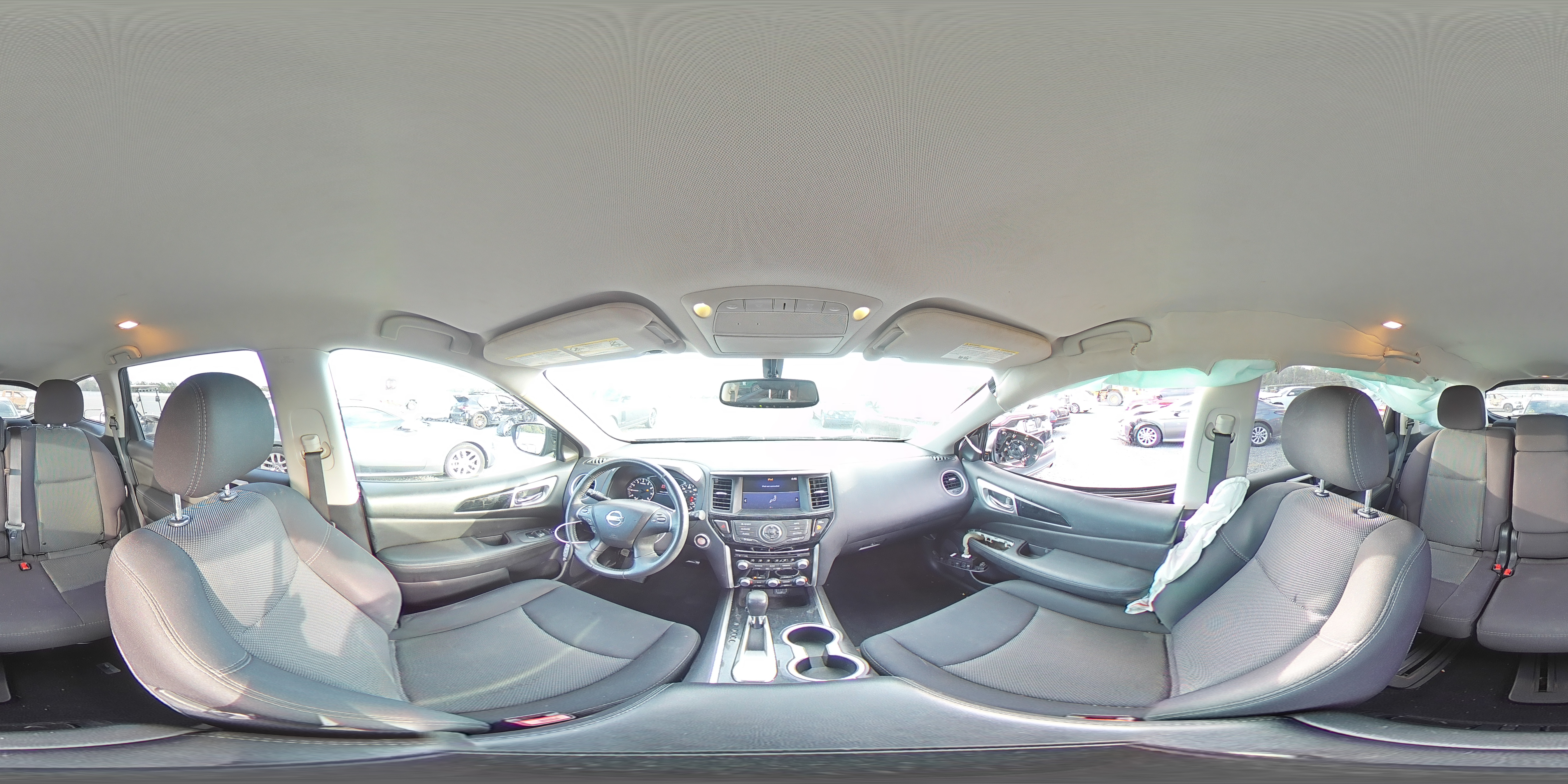 2018 Nissan Pathfinder - Image 14