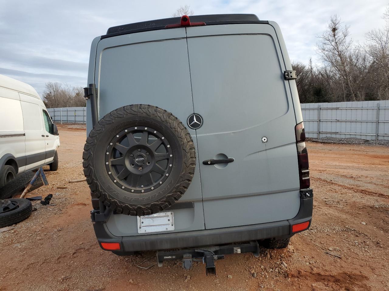 2014 Mercedes-Benz Sprinter - Image 6