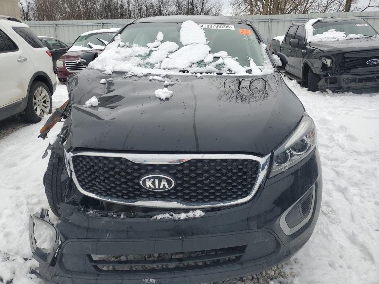2018 Kia Sorento - Image 5