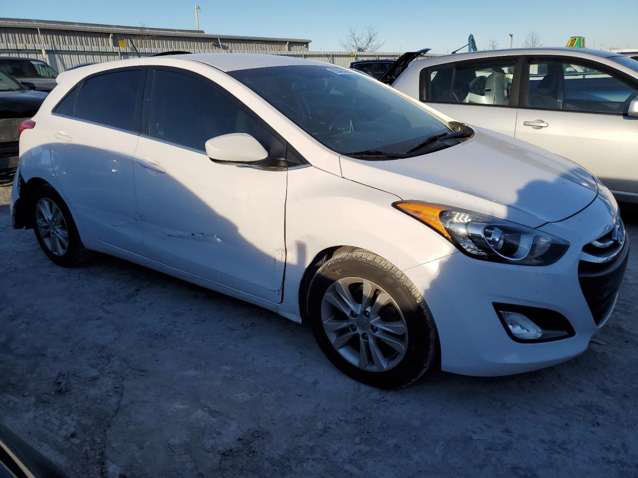 2014 Hyundai Elantra - Image 4