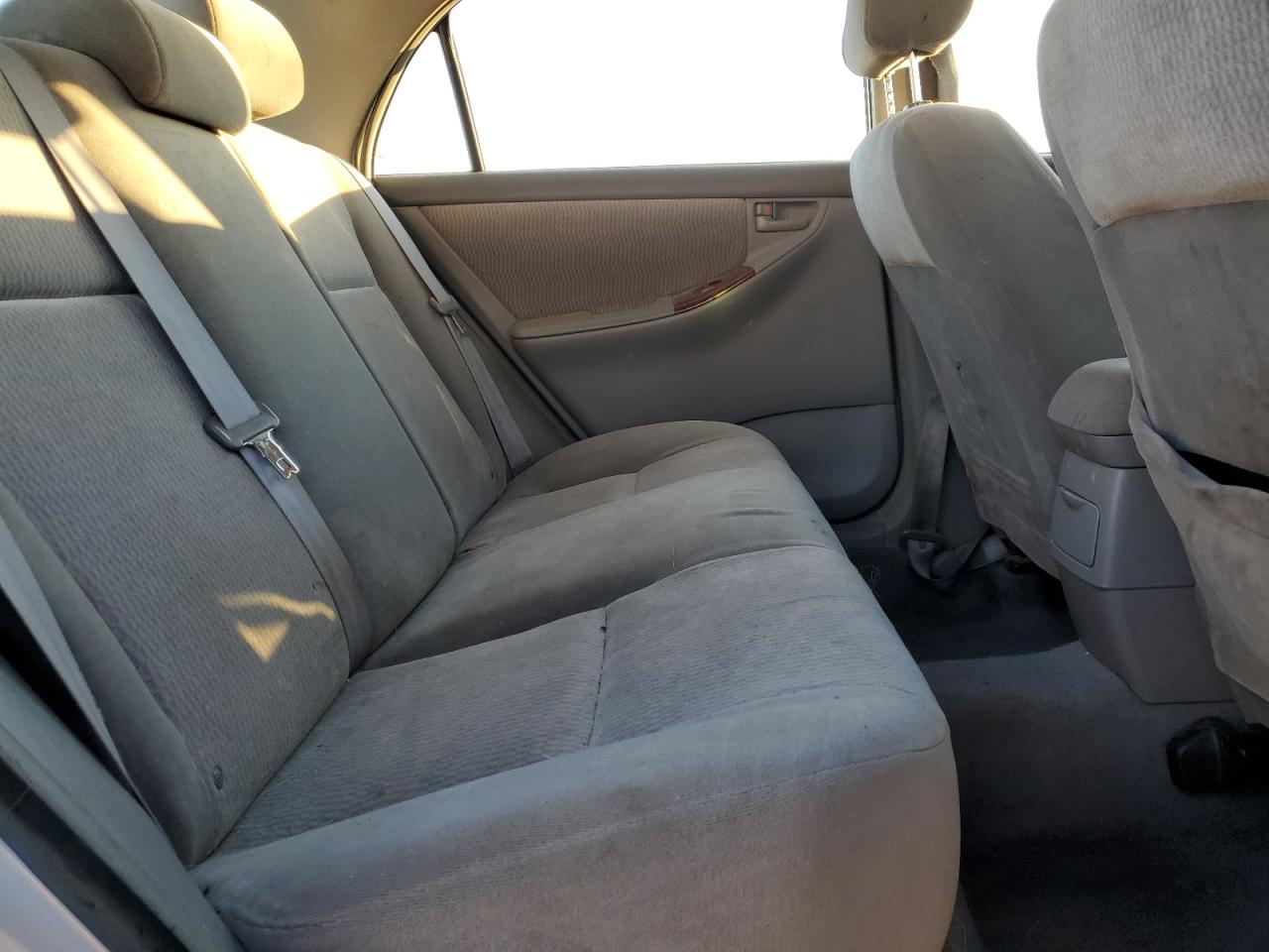 2005 Toyota Corolla - Image 10