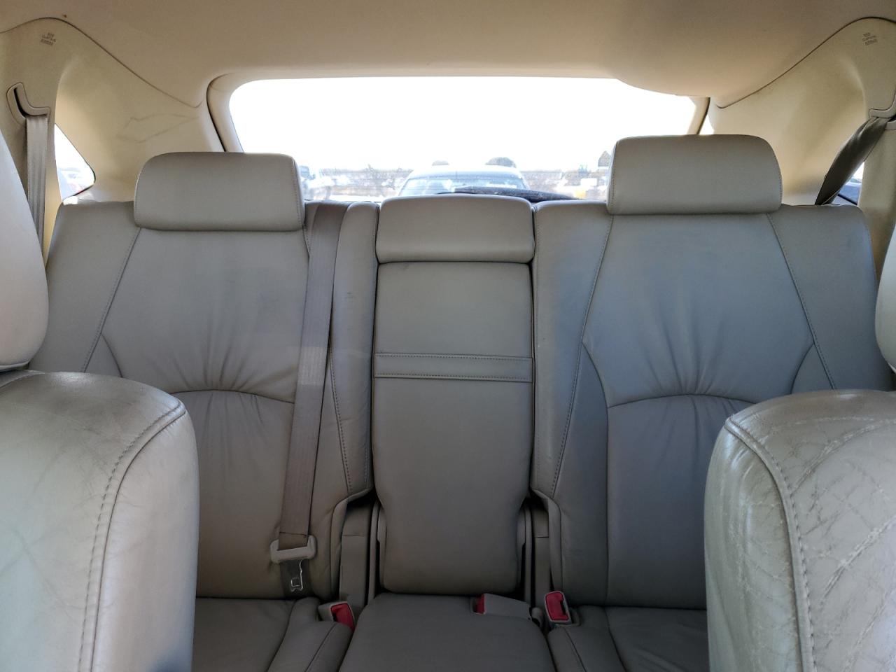 2004 Lexus RX - Image 10