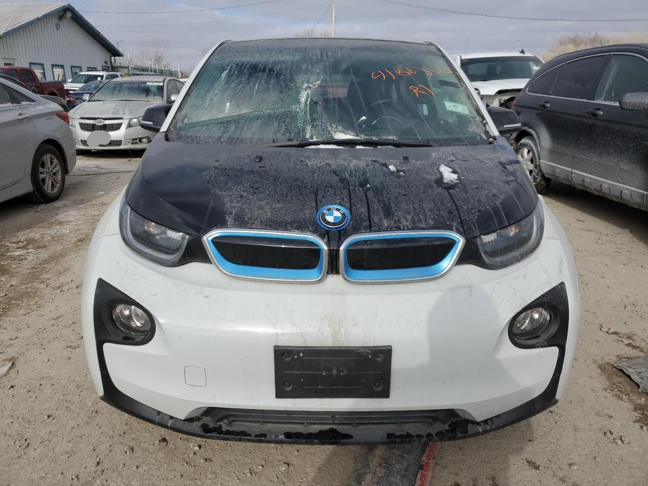 2017 BMW i3 - Image 5