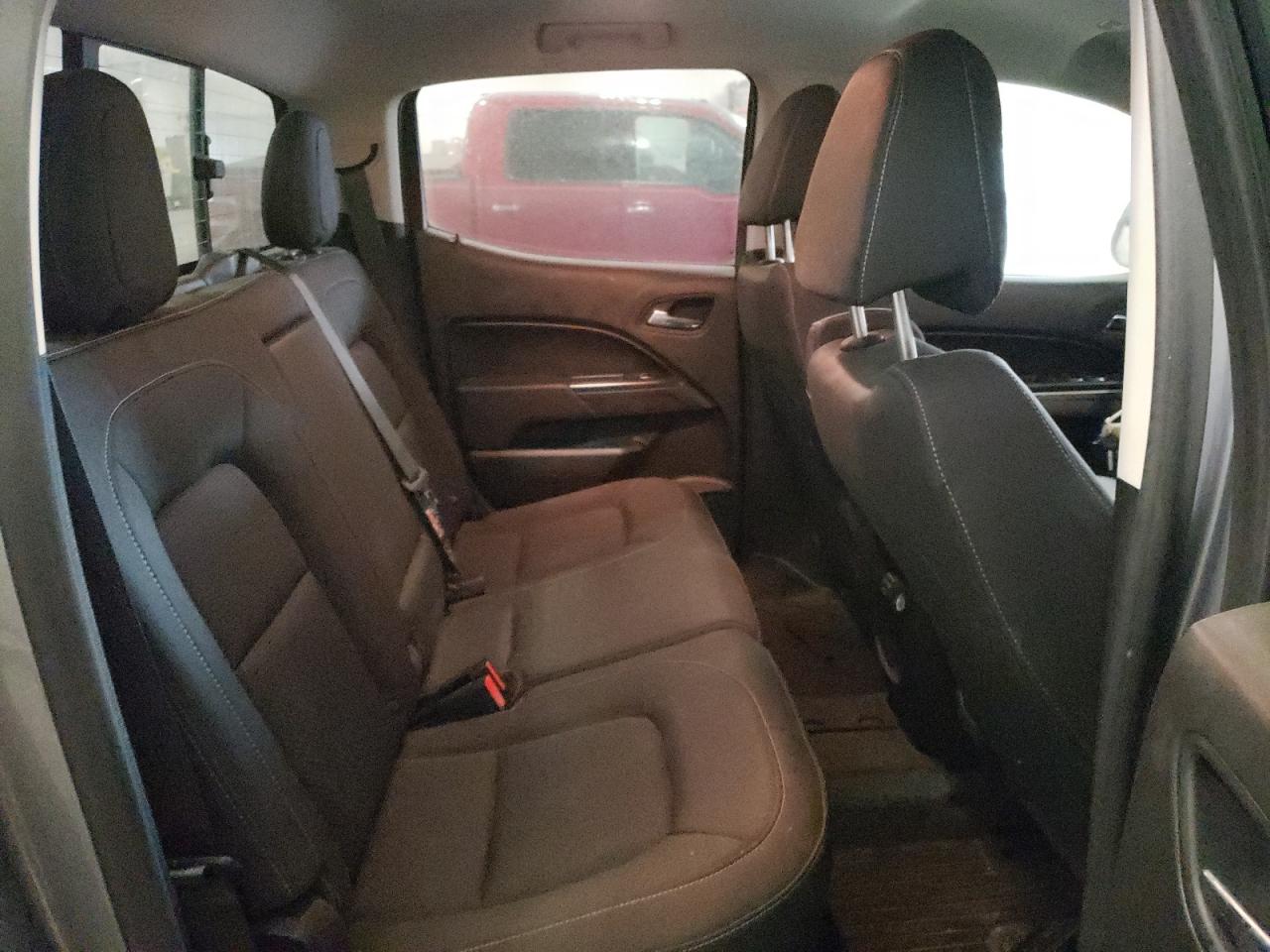 2018 Chevrolet Colorado - Image 10