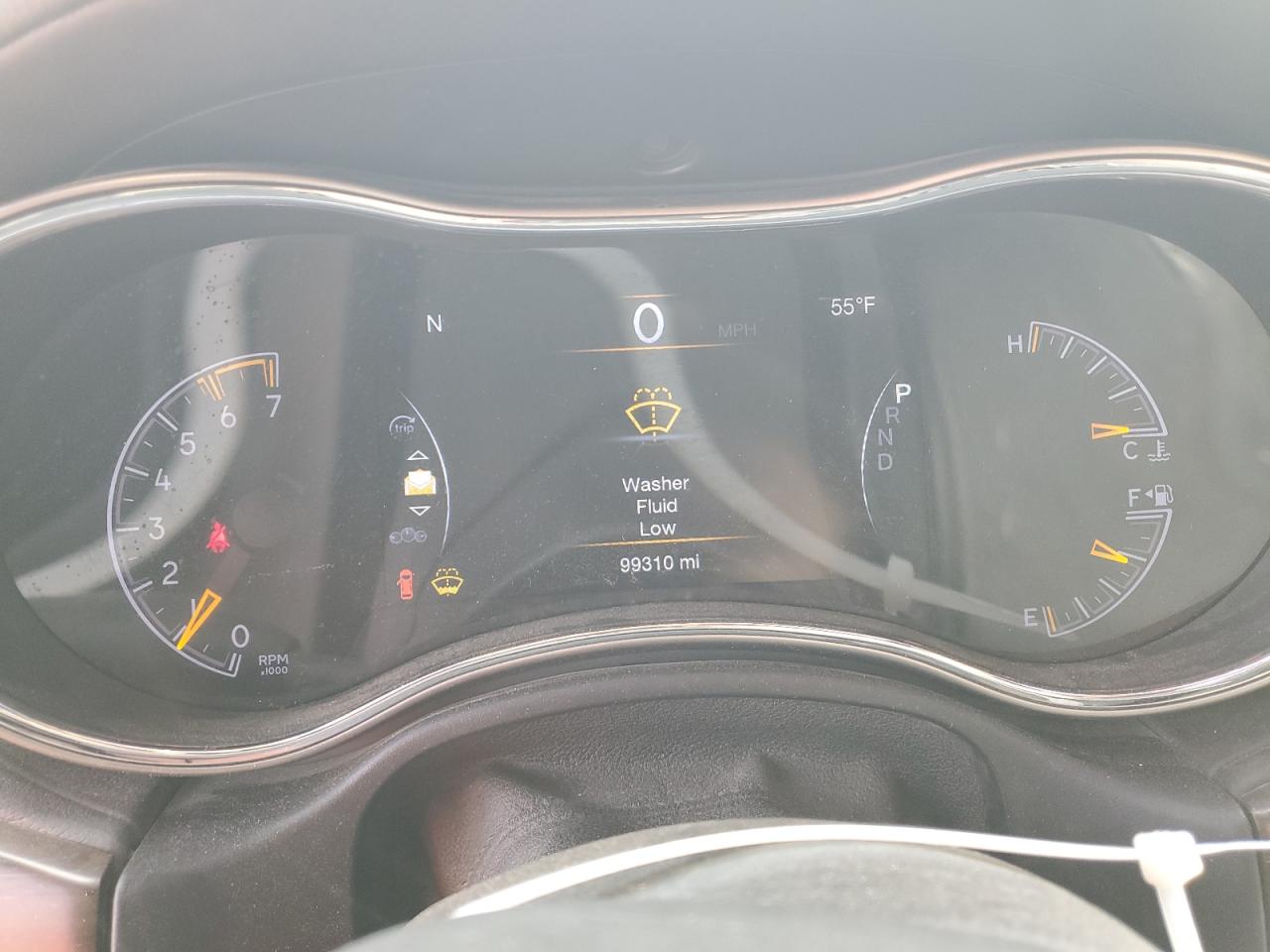 2018 Jeep Grand Cherokee - Image 9