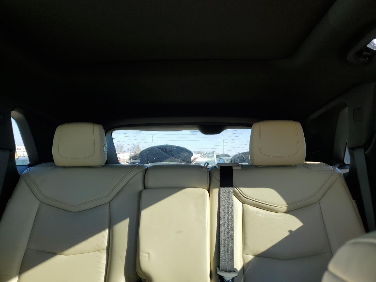 2017 Cadillac XT5 - Image 10