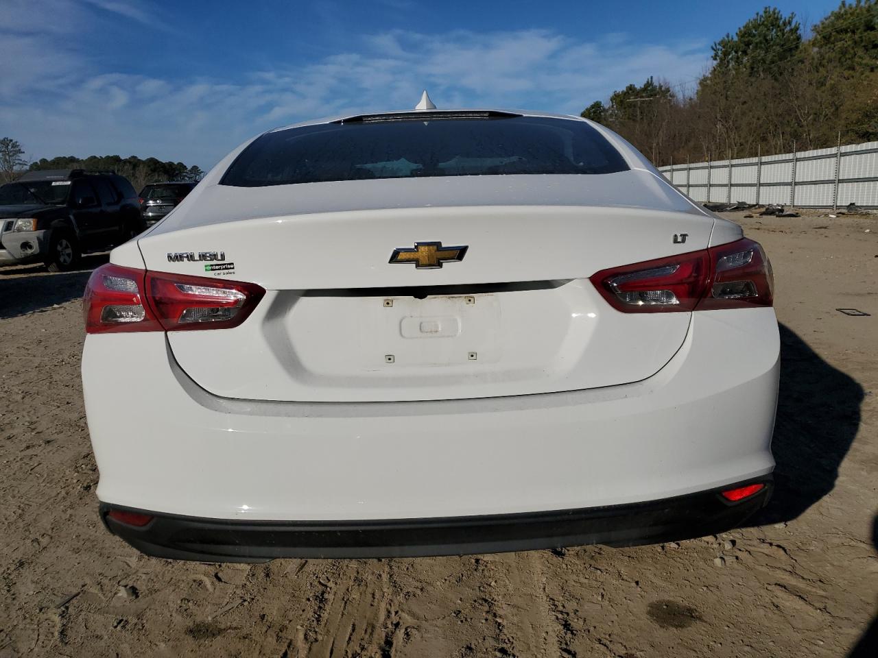 2022 Chevrolet Malibu - Image 6