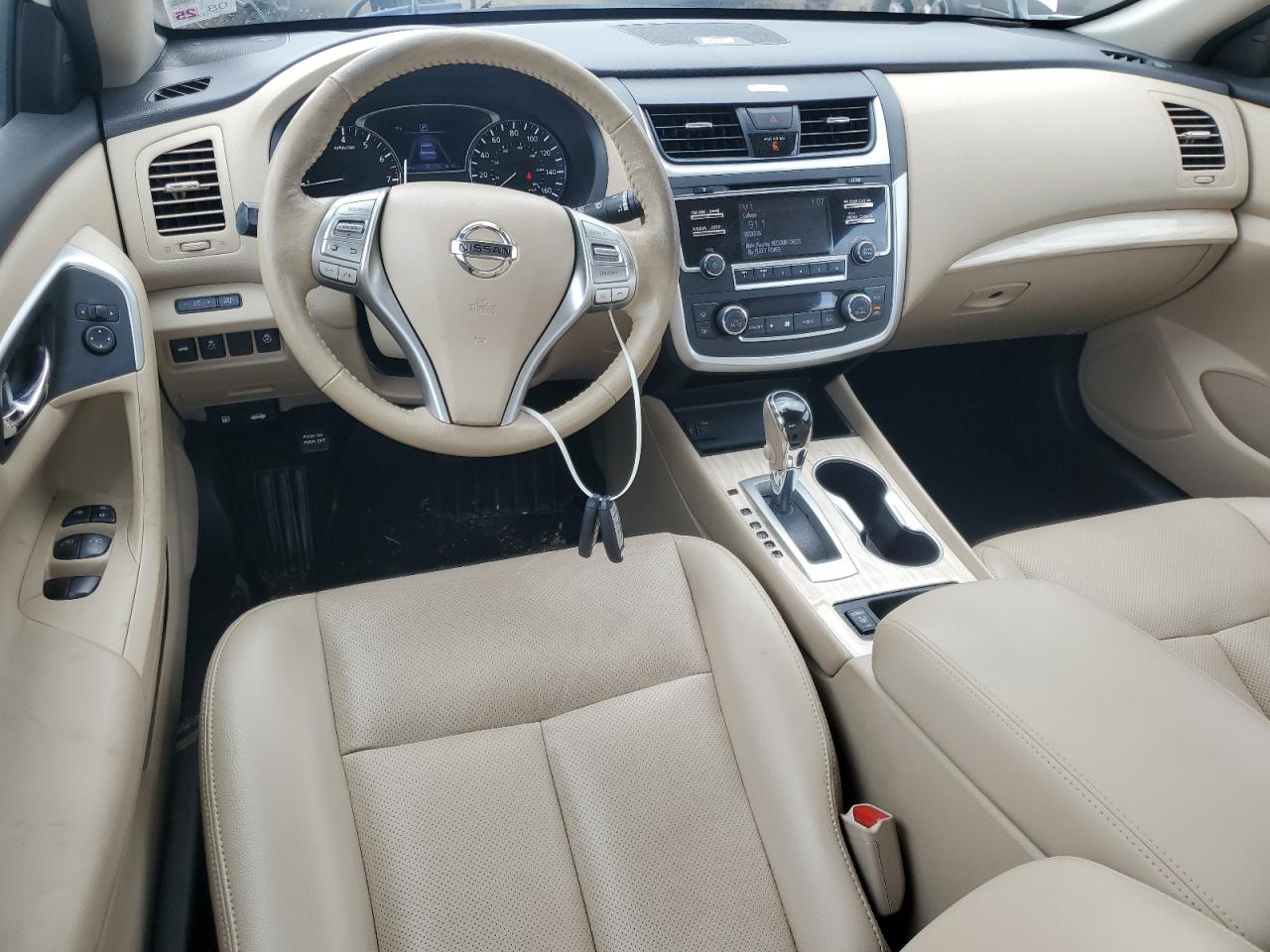 2017 Nissan Altima - Image 8