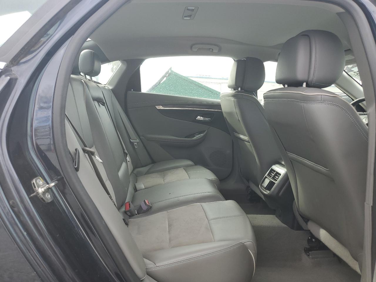 2014 Chevrolet Impala - Image 10