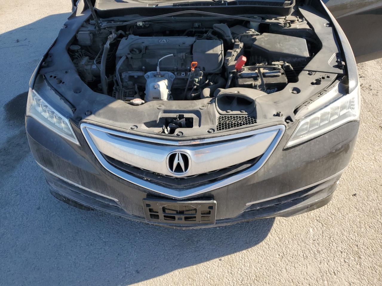 2015 Acura TLX - Image 12