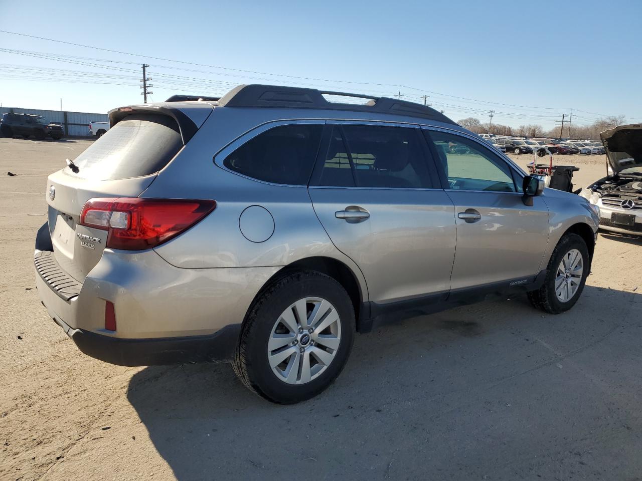 2015 Subaru Outback - Image 3