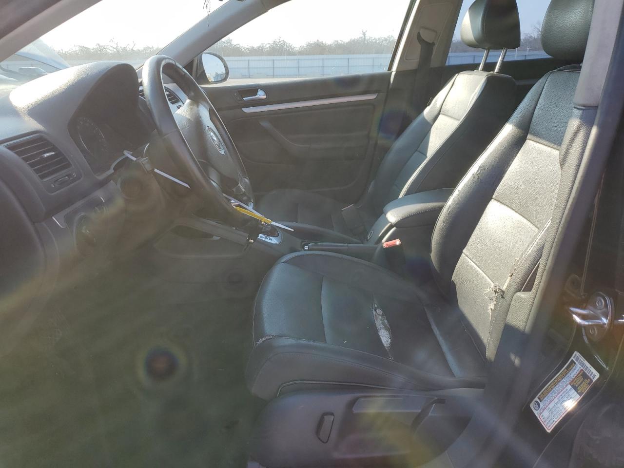 2008 Volkswagen Jetta - Image 7