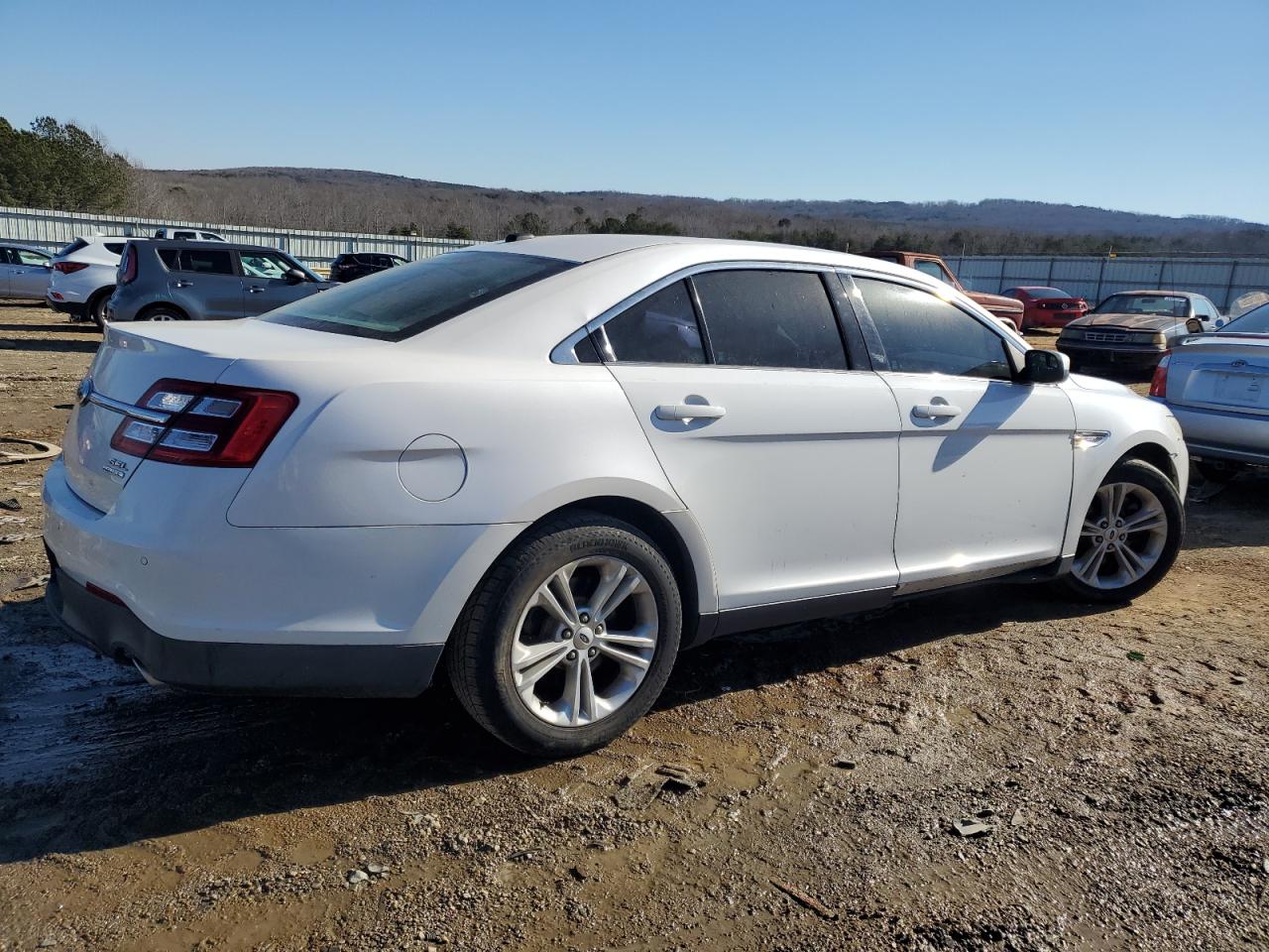 VIN 1FAHP2E89DG129270 2013 FORD TAURUS no.3