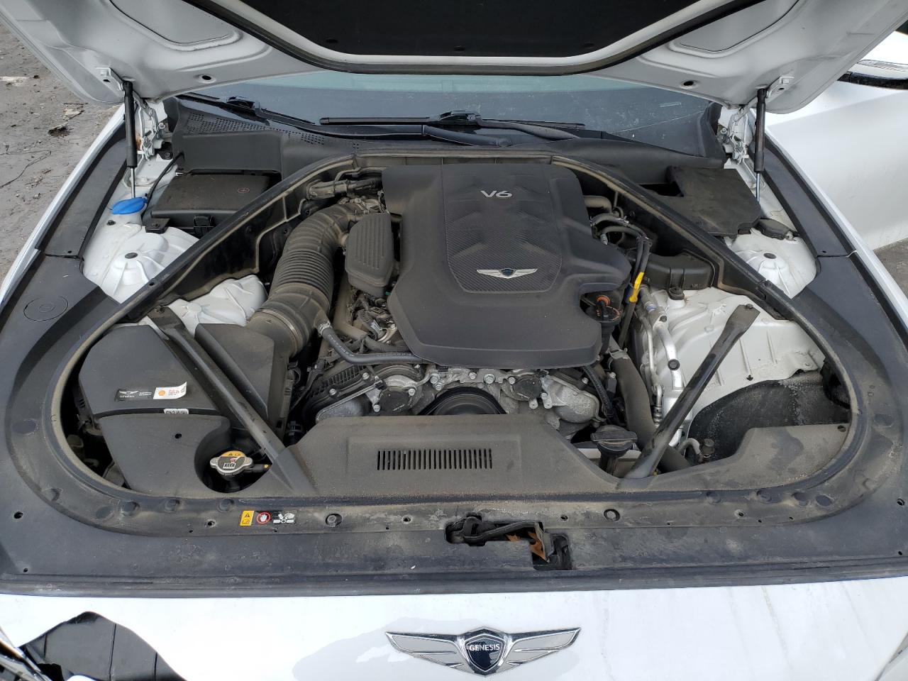 2018 Genesis G80 - Image 11