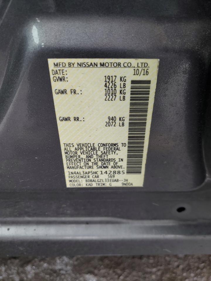 2017 Nissan Altima - Image 13