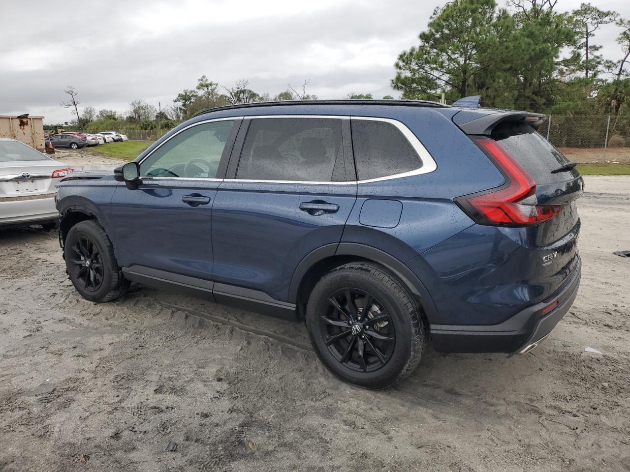 2023 Honda CR-V - Image 2
