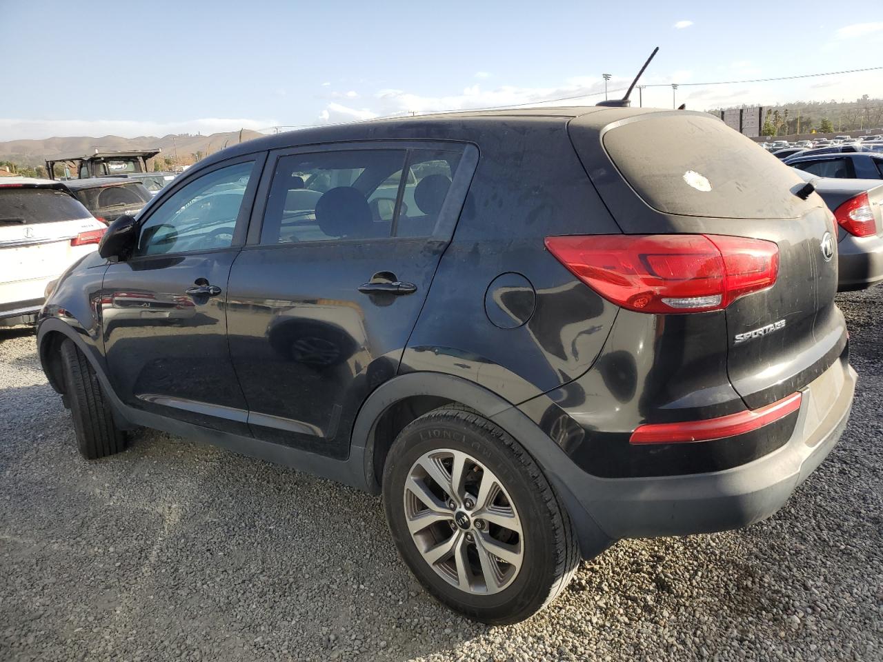 VIN KNDPB3ACXF7714320 2015 KIA SPORTAGE no.2