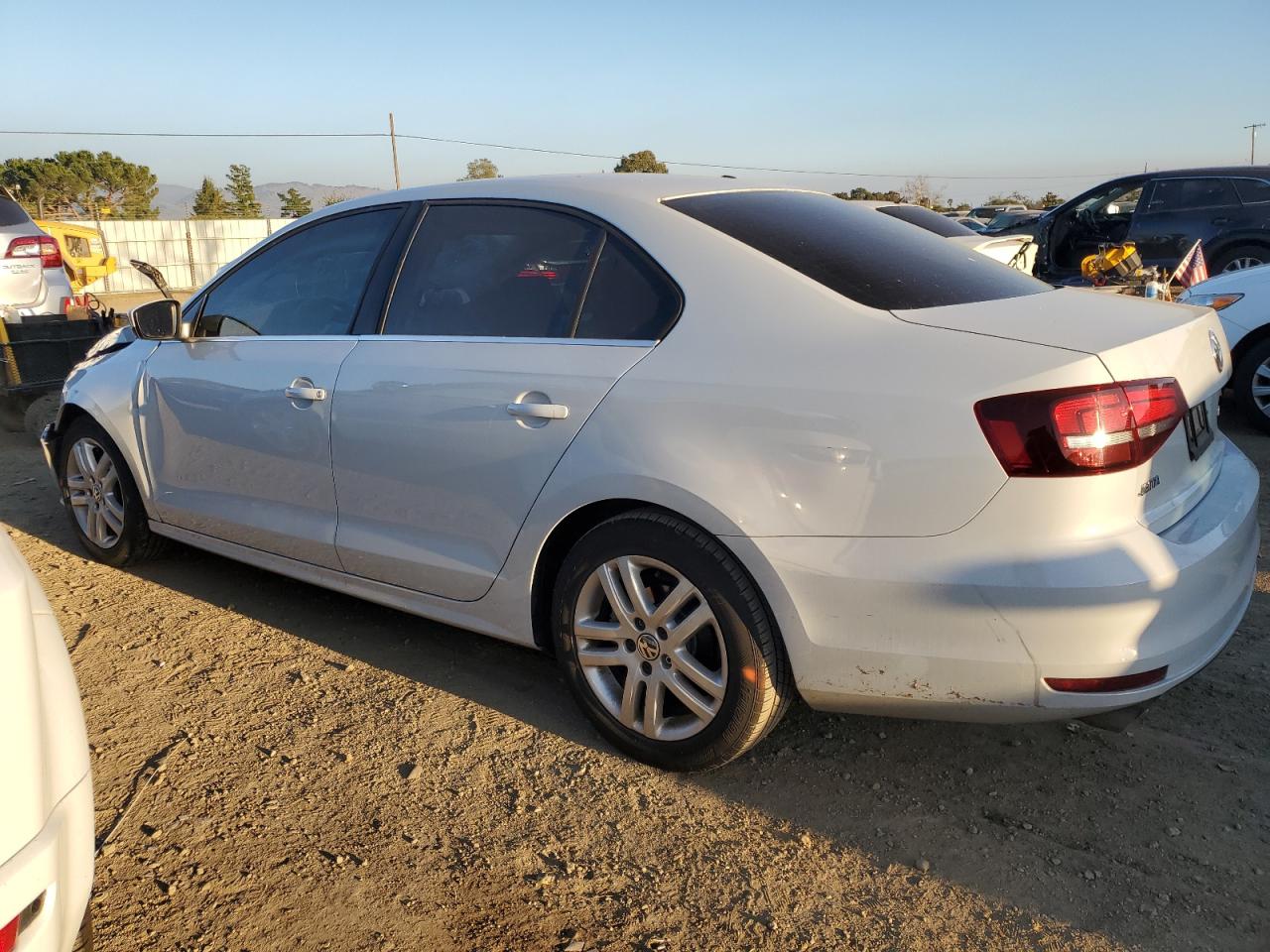 2017 Volkswagen Jetta - Image 2
