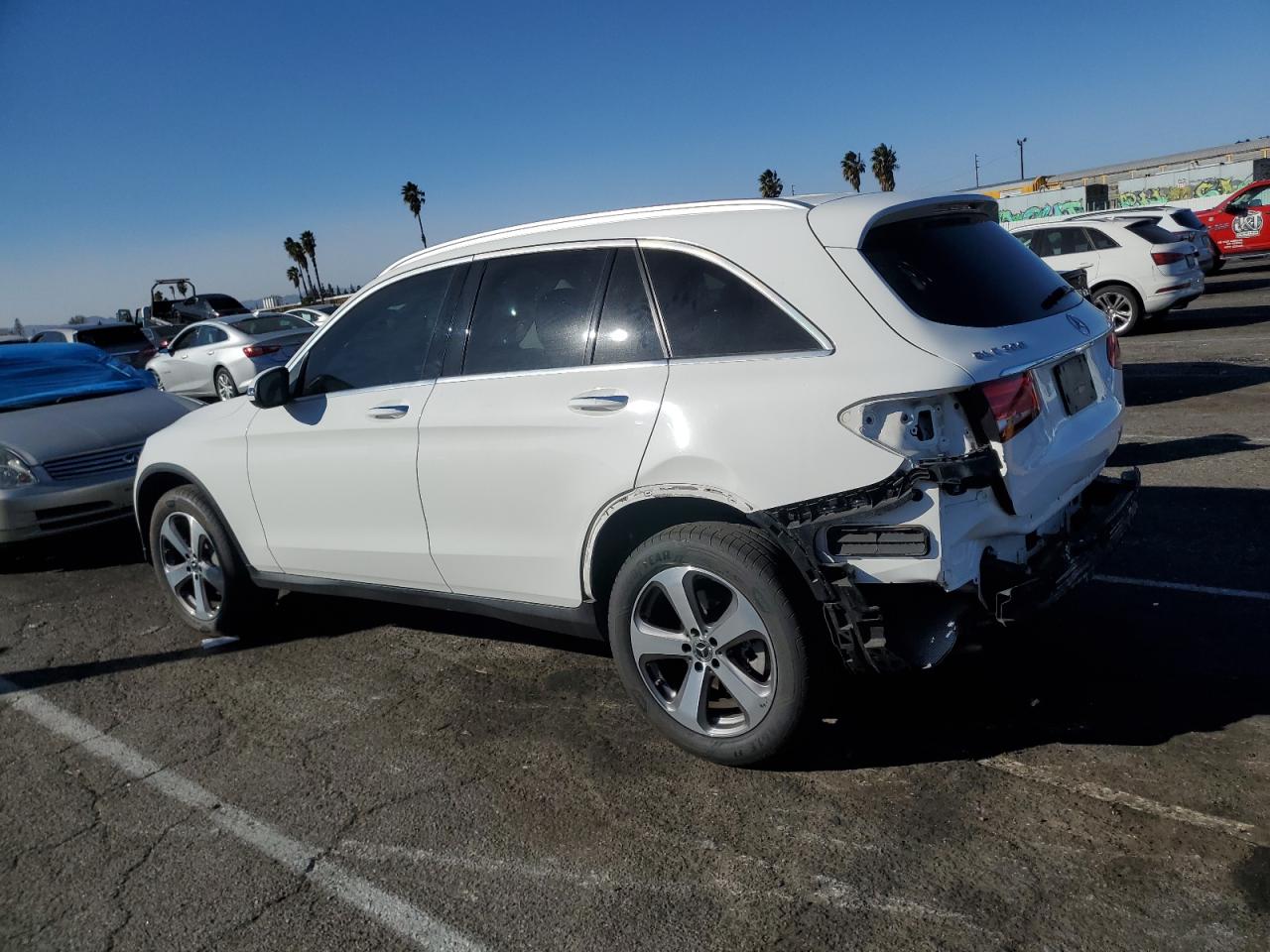 2018 Mercedes-Benz GLC - Image 2