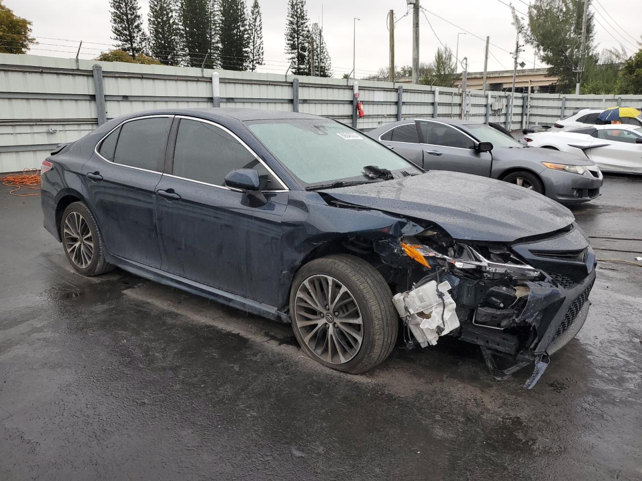 2019 Toyota Camry - Image 4