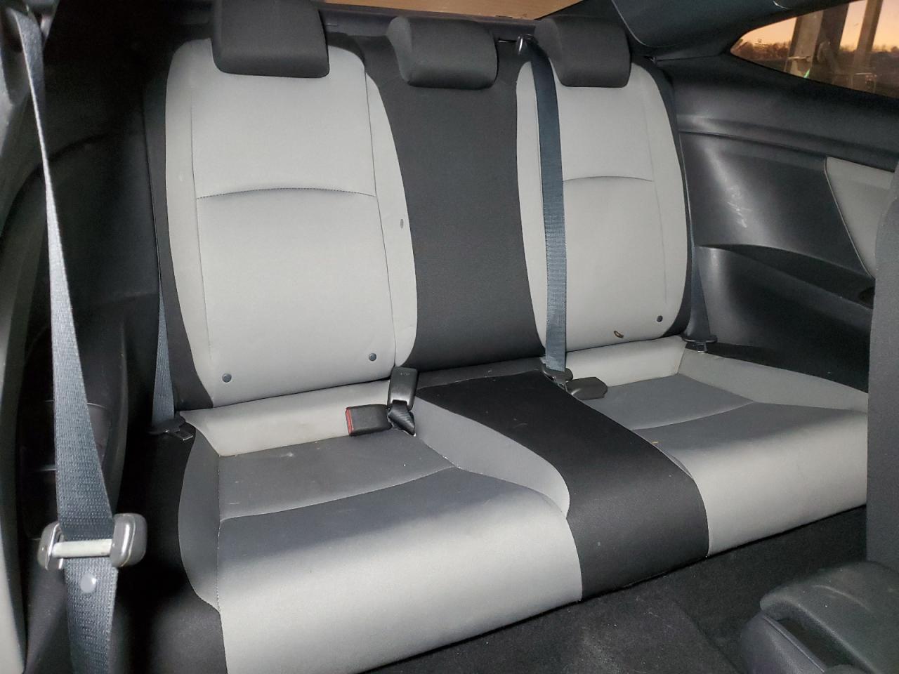 2016 Honda Civic - Image 10