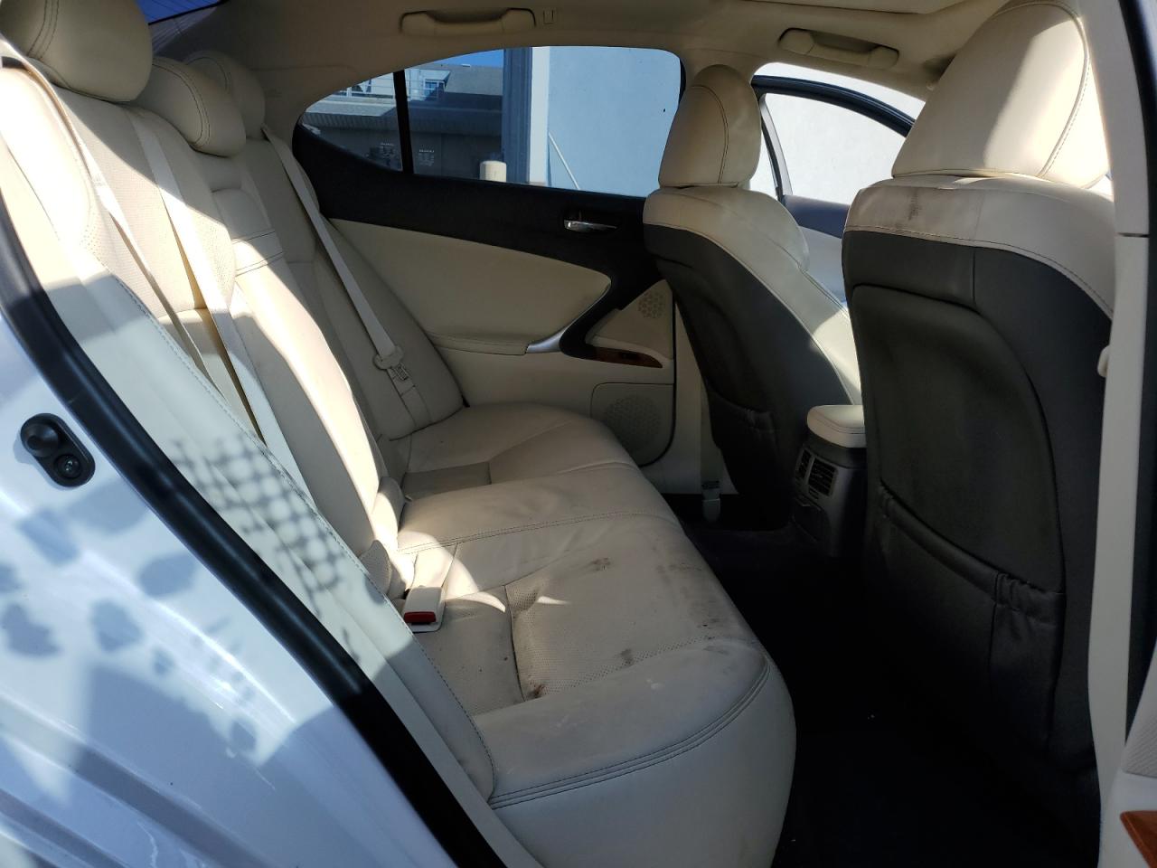 2009 Lexus IS - Image 10