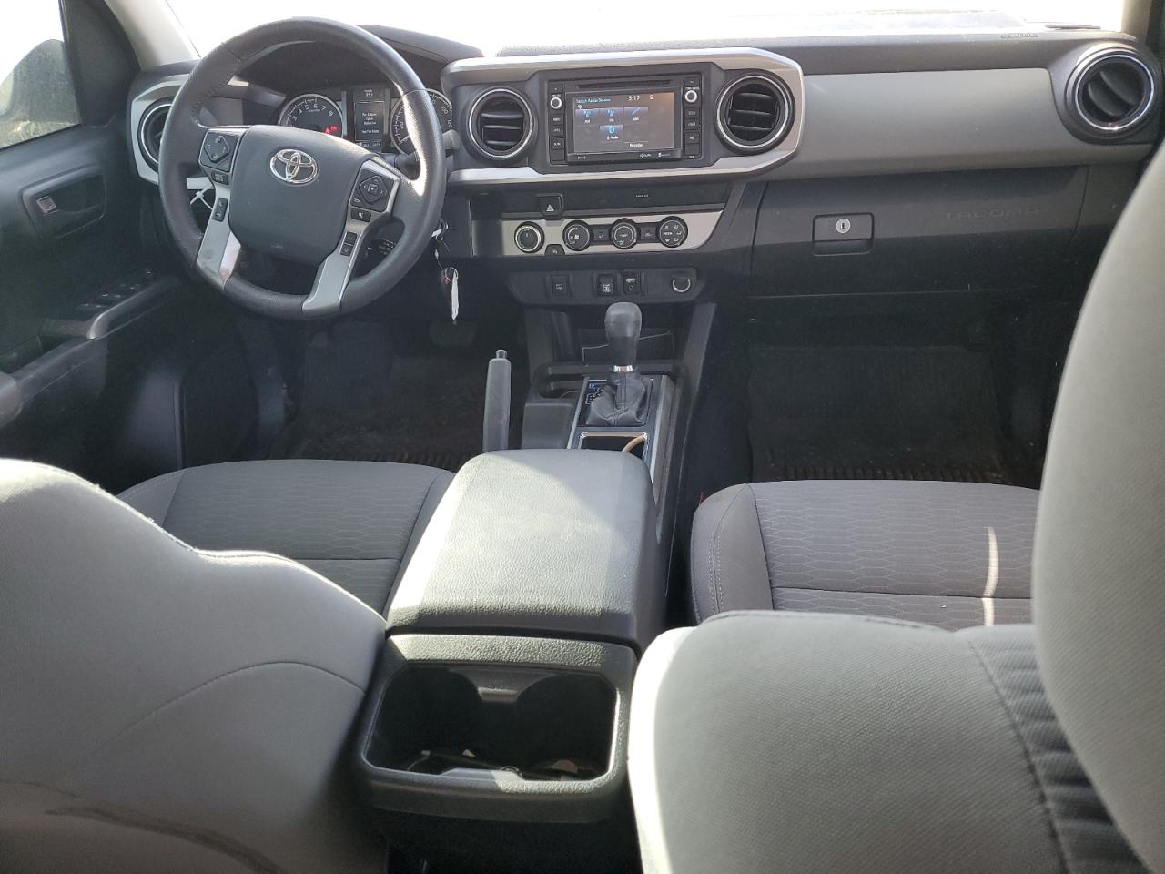 2019 Toyota Tacoma - Image 8