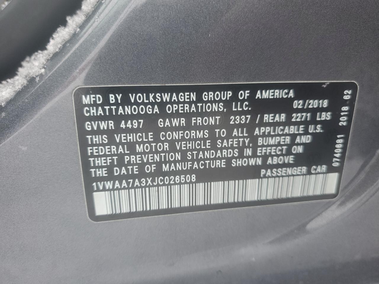2018 Volkswagen Passat - Image 12