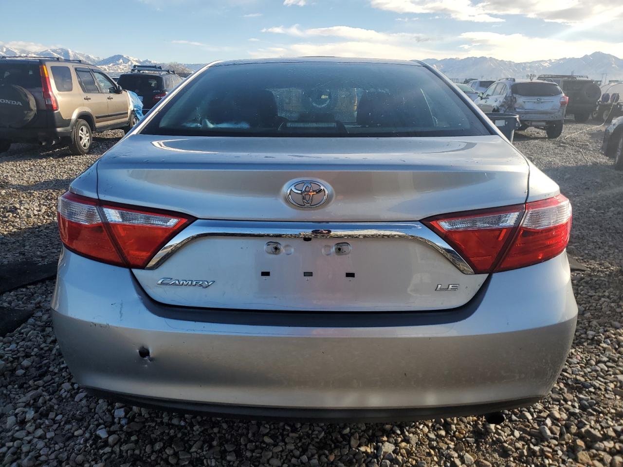 2015 Toyota Camry - Image 6