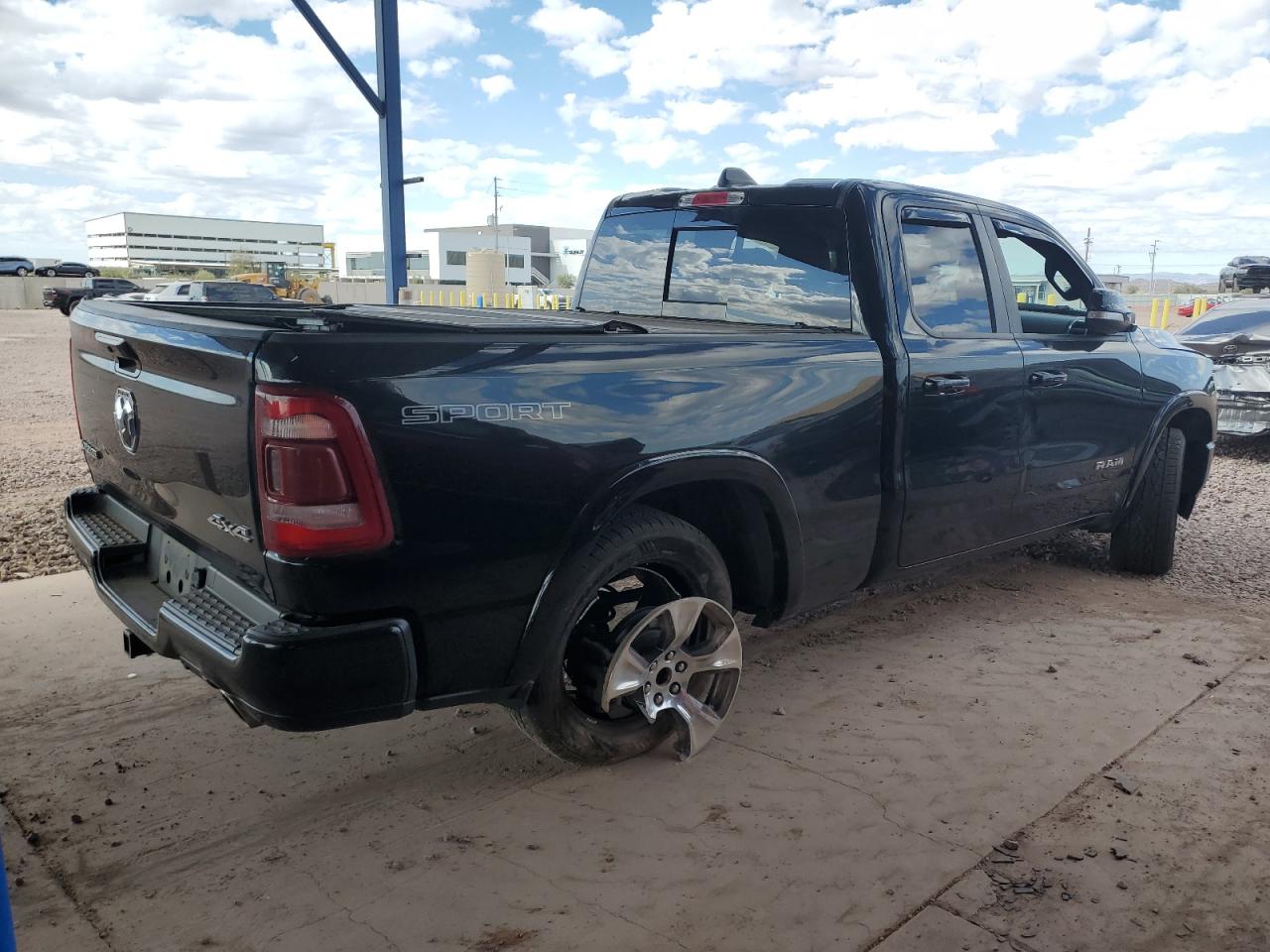 2020 RAM 1500 - Image 3