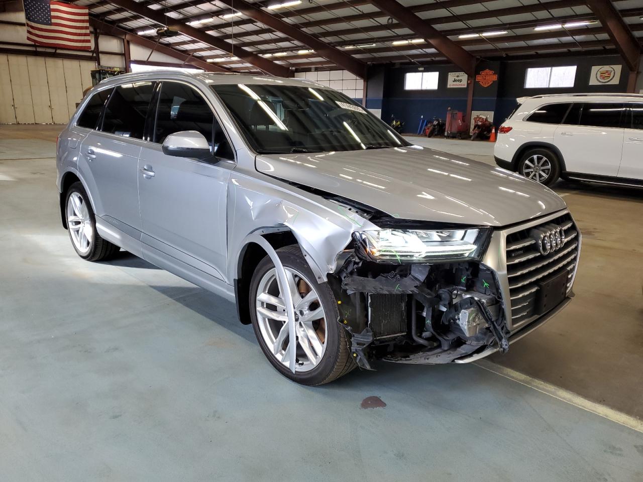 VIN WA1VAAF71JD039990 2018 AUDI Q7 no.4