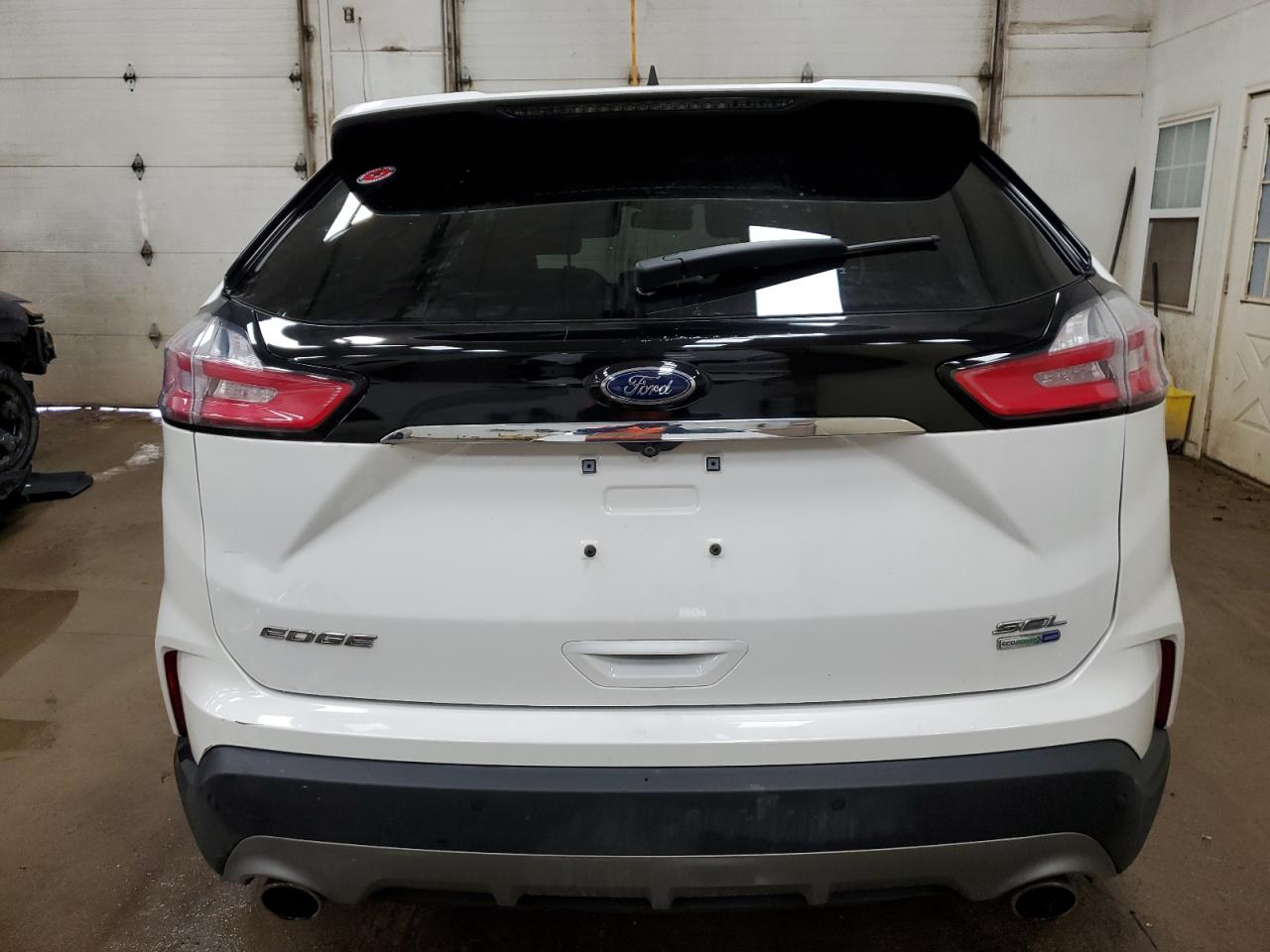 2020 Ford Edge - Image 6