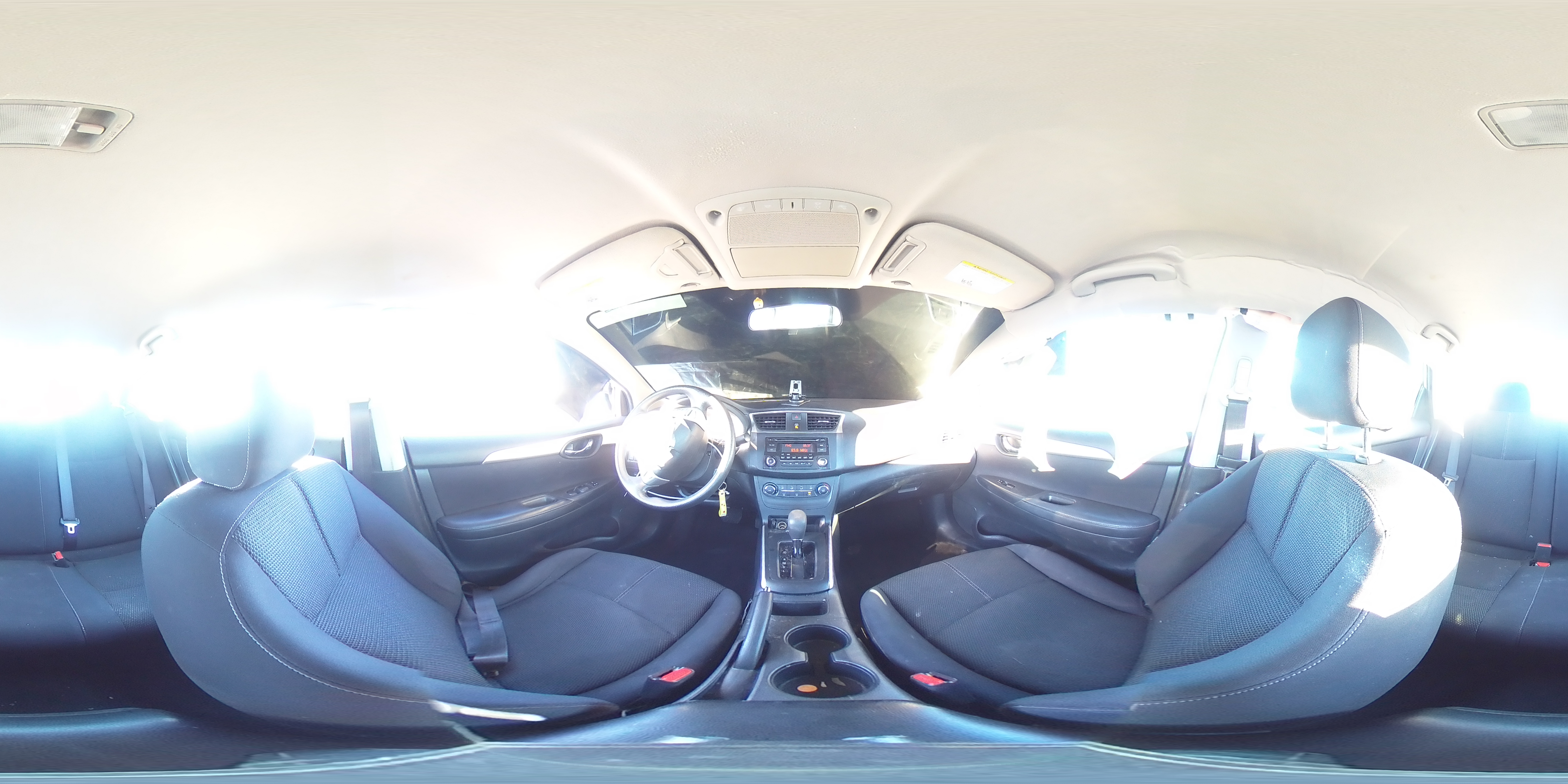 2016 Nissan Sentra - Image 12