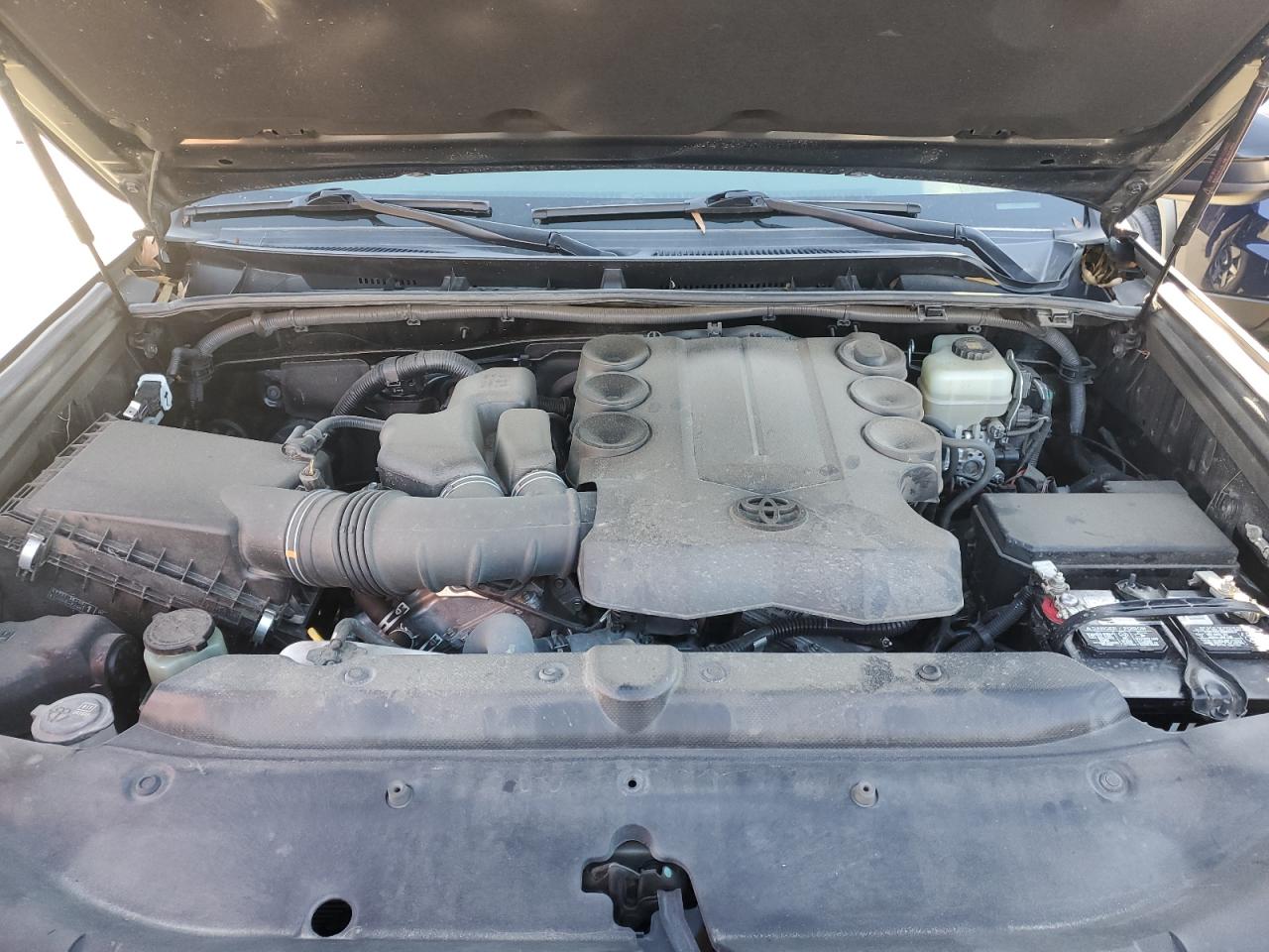 2018 Toyota 4Runner - Image 12