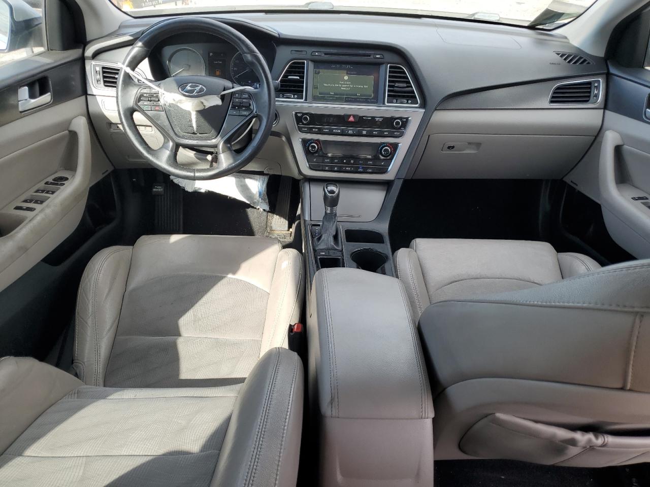 2015 Hyundai Sonata - Image 8