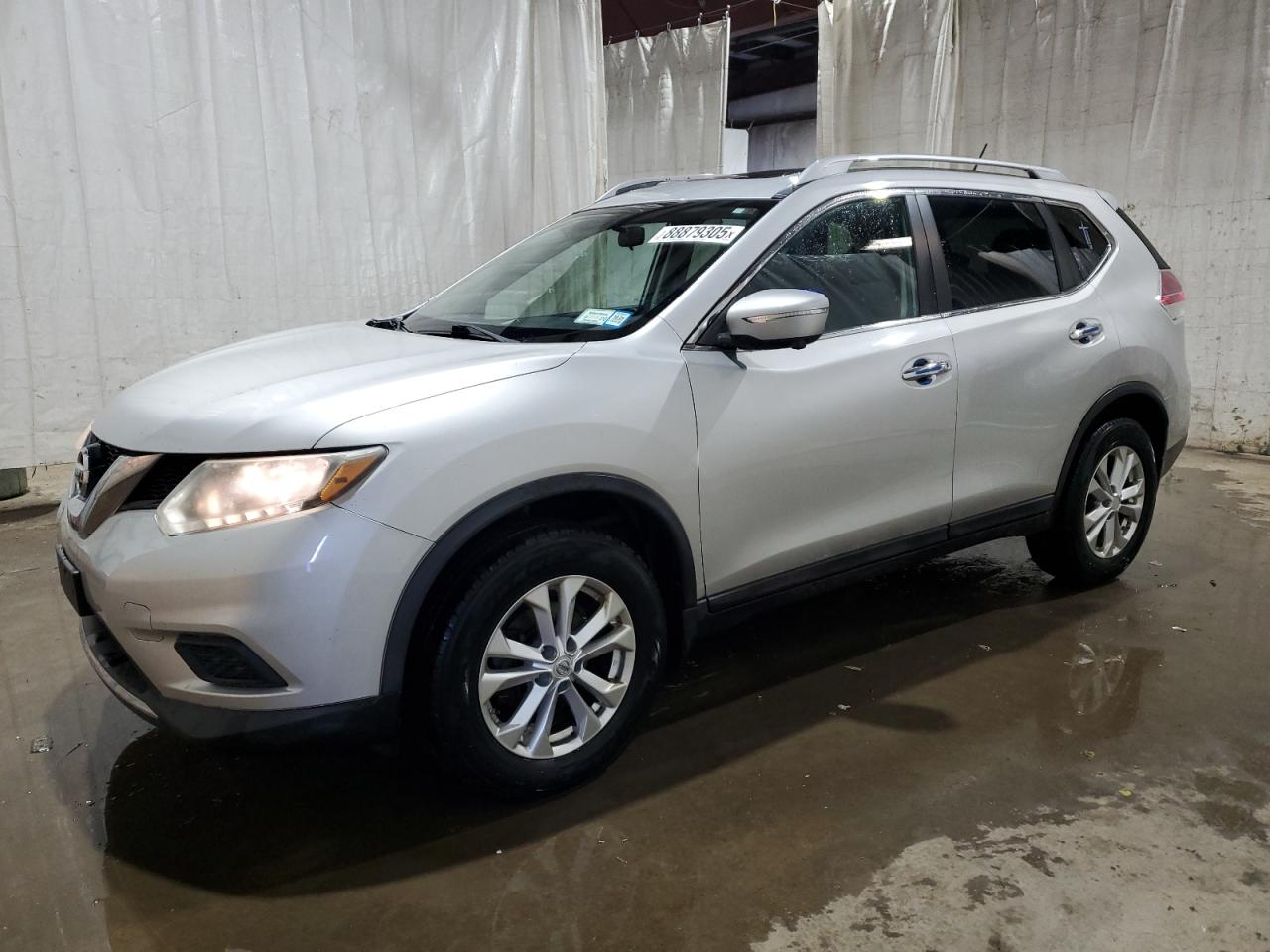 2015 Nissan Rogue - Image 1