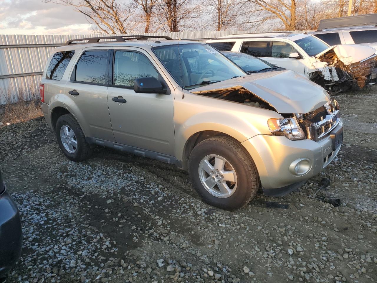 2010 Ford Escape - Image 4