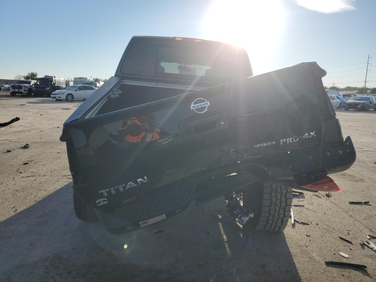 2014 Nissan Titan - Image 6