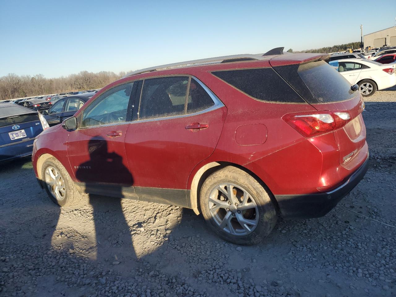 2018 Chevrolet Equinox - Image 2