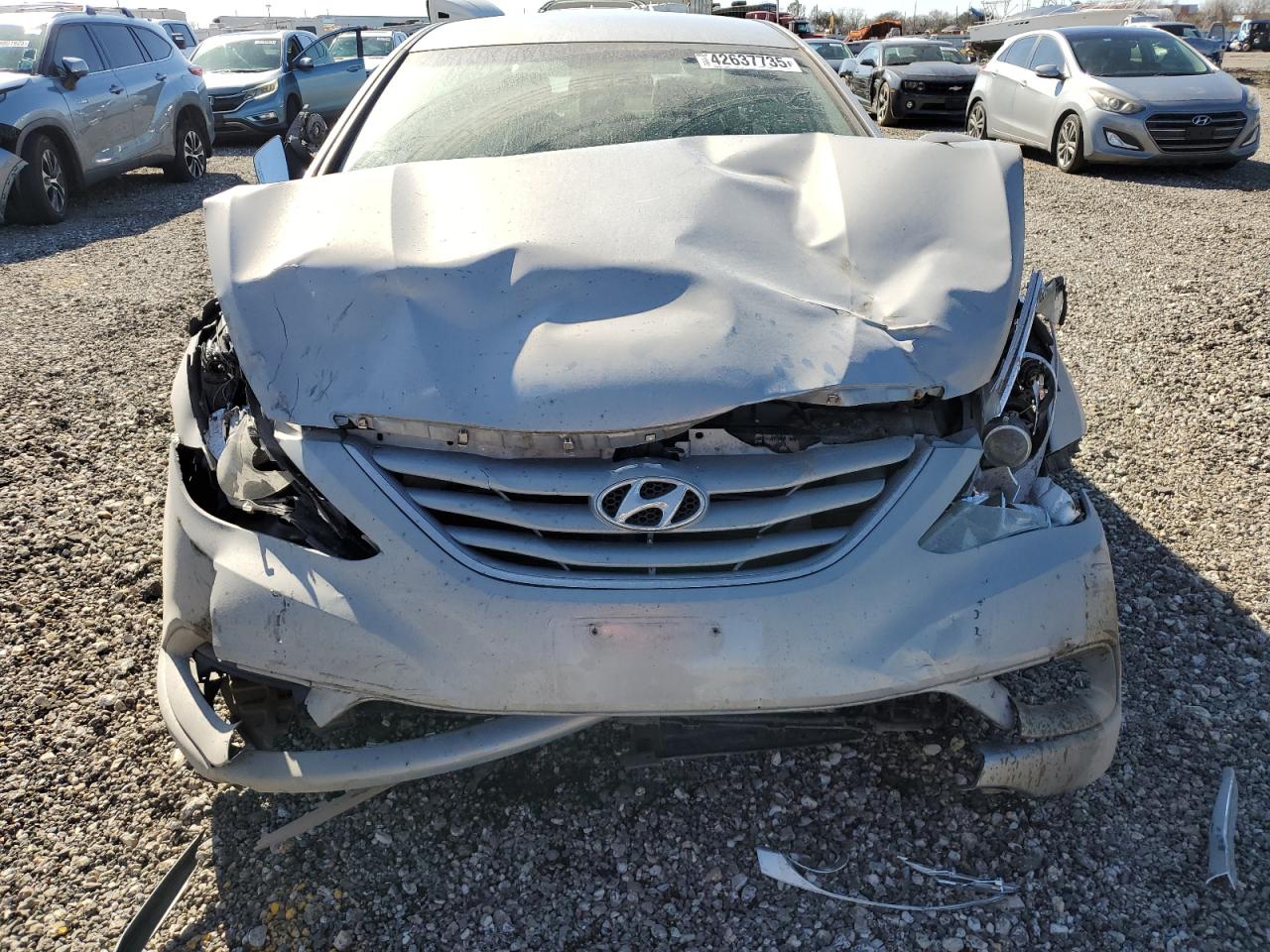 2011 Hyundai Sonata - Image 5