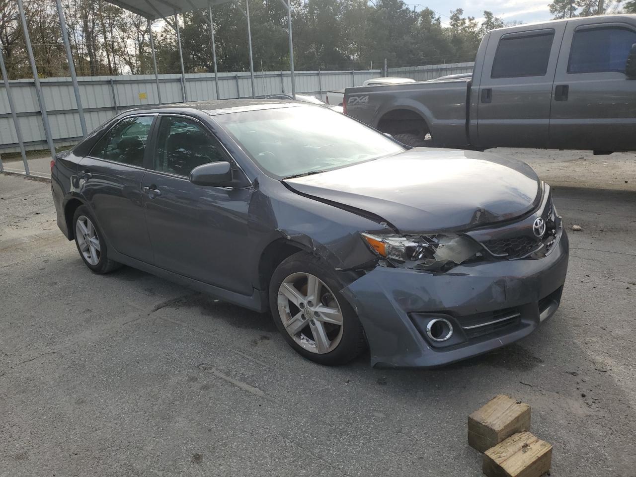 2012 Toyota Camry - Image 4