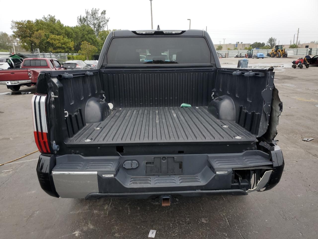 2022 Toyota Tundra Crewmax Sr VIN: 5TFLA5DB2NX013852 Lot: 42525515