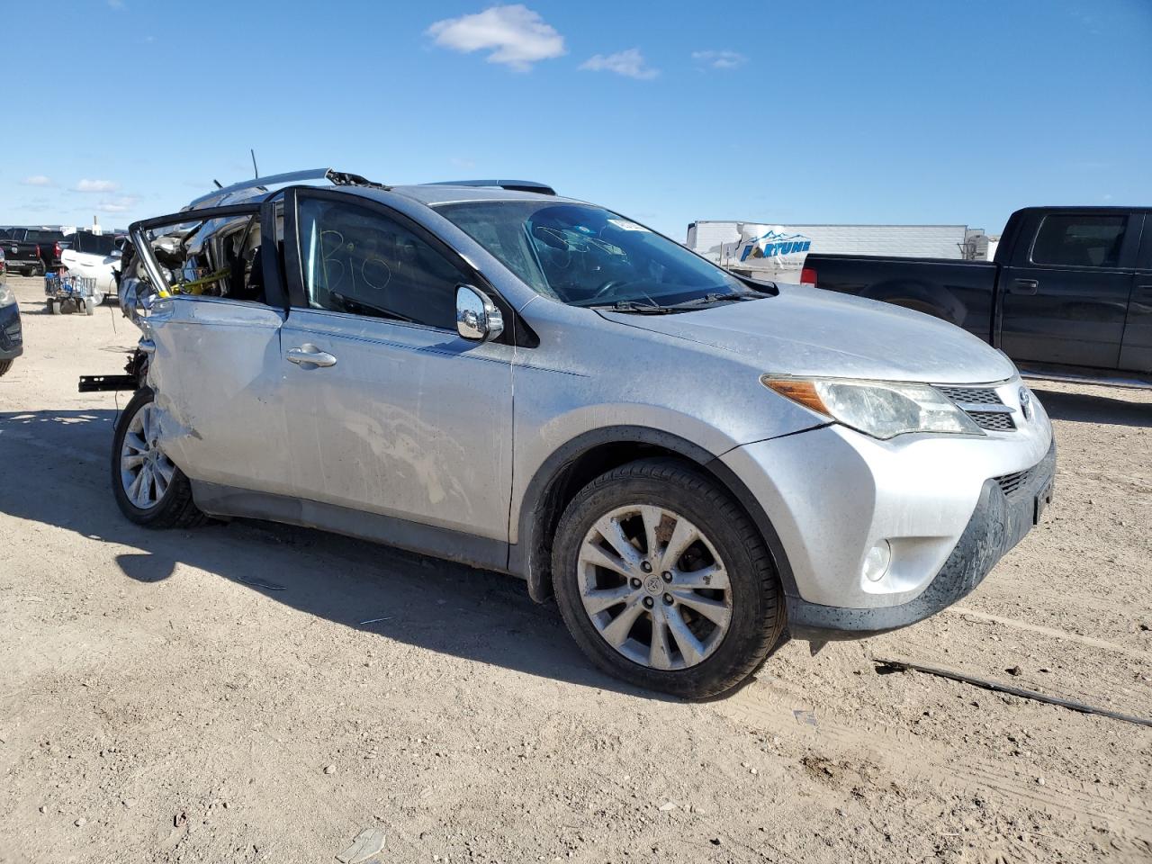2015 Toyota RAV 4 - Image 4