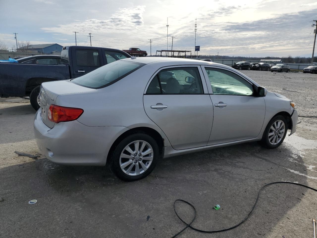 2009 Toyota Corolla - Image 3