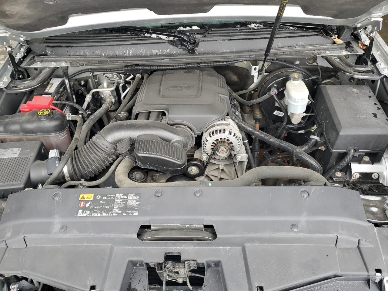 2013 Chevrolet Suburban - Image 12