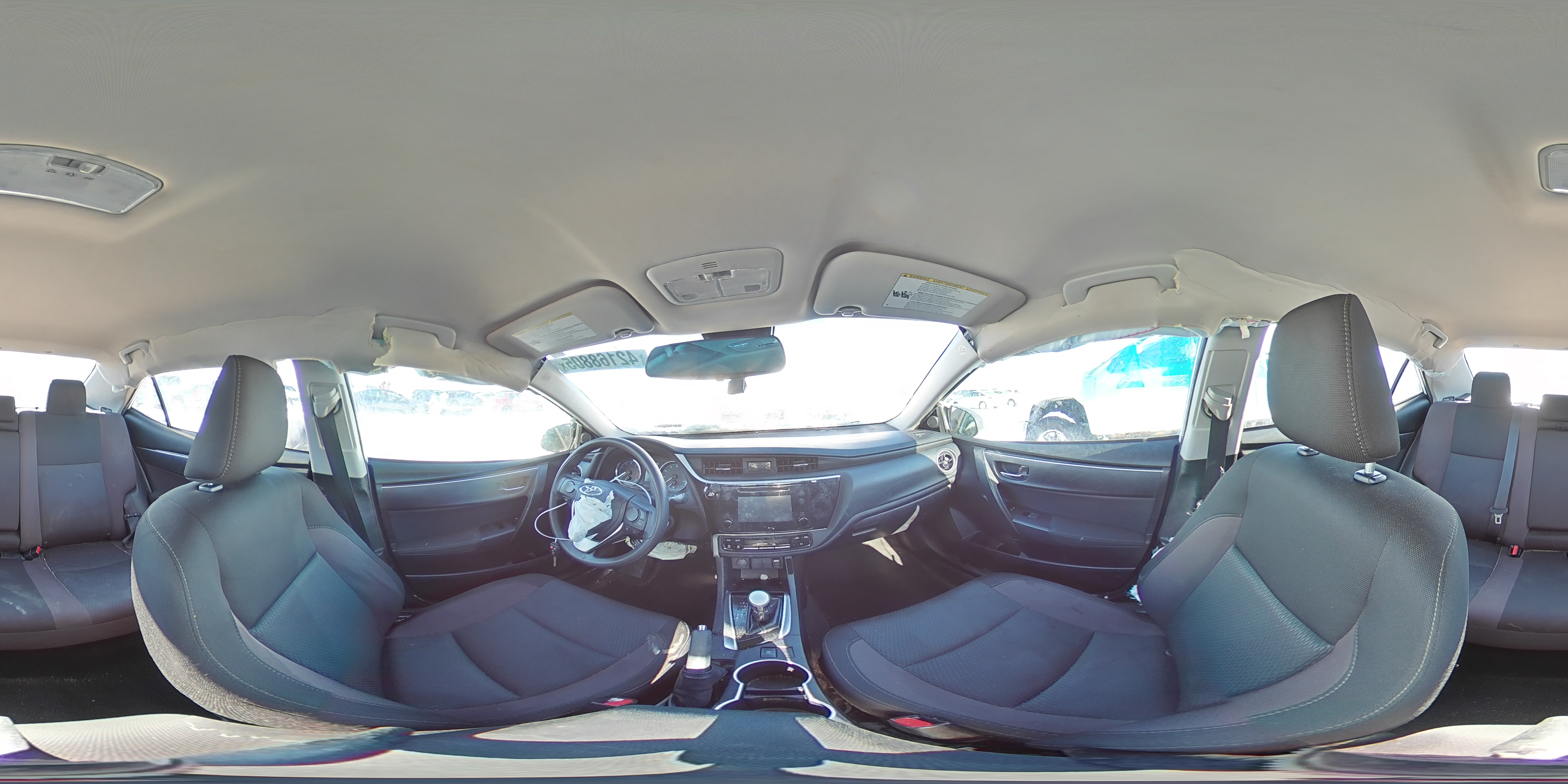 2018 Toyota Corolla - Image 13