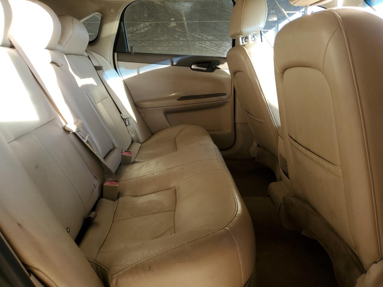 2006 Chevrolet Impala - Image 10