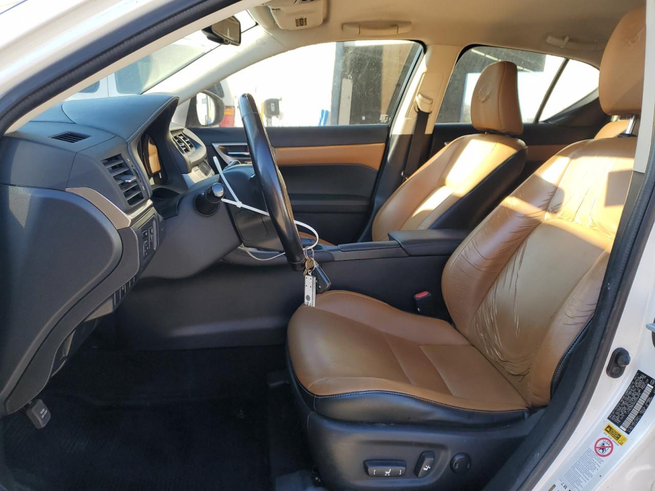 2016 Lexus CT - Image 7