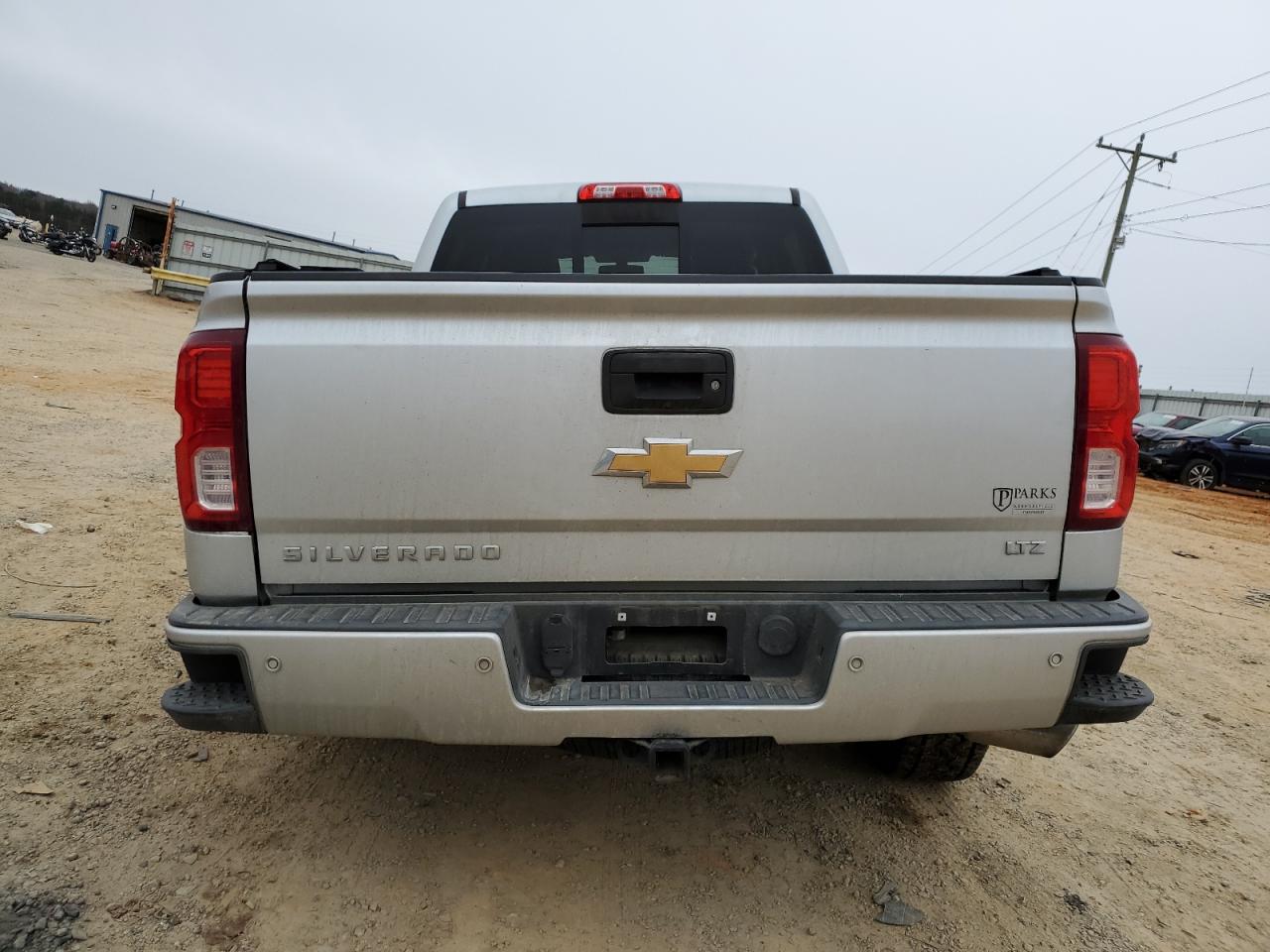 2016 Chevrolet Silverado - Image 6