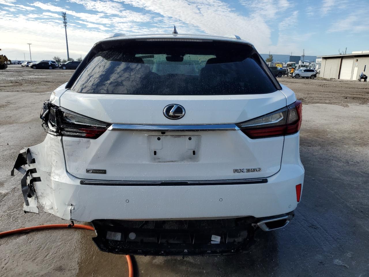 2017 Lexus RX - Image 6
